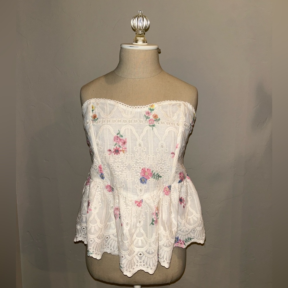 Floral Embroidered Strapless Top